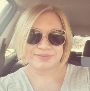 Meet your Posher, Melanie